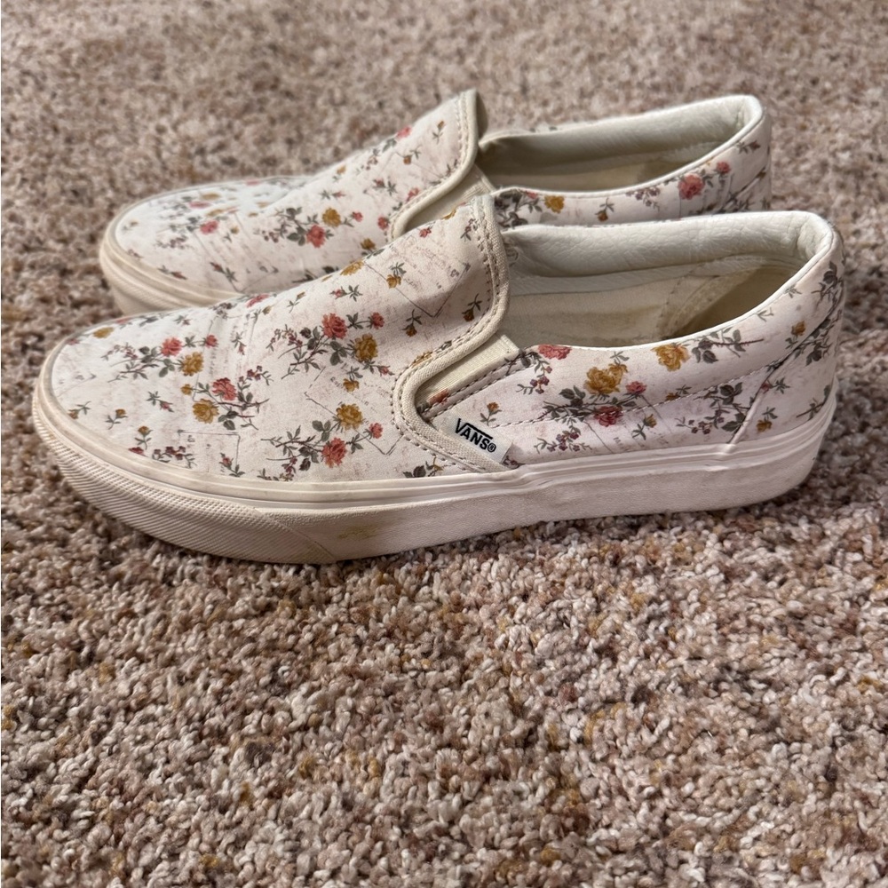 Vans Floral Slip-On Shoes - Picture 3 of 4